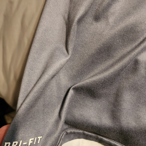 Seattle Seahawks Nike DRI-Fit XL Men Shirt - Picture 11 of 13